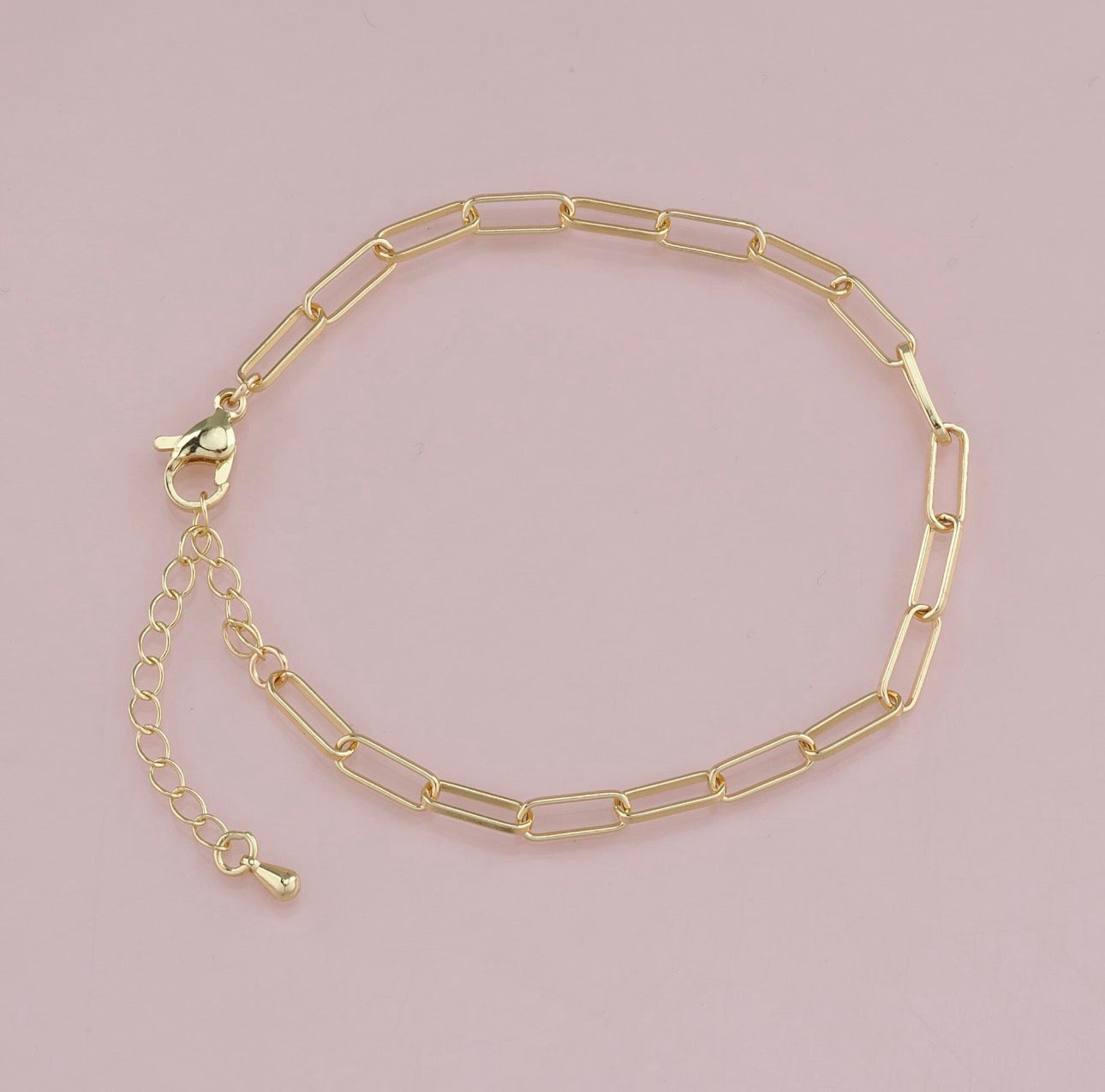 gold linked bracelet