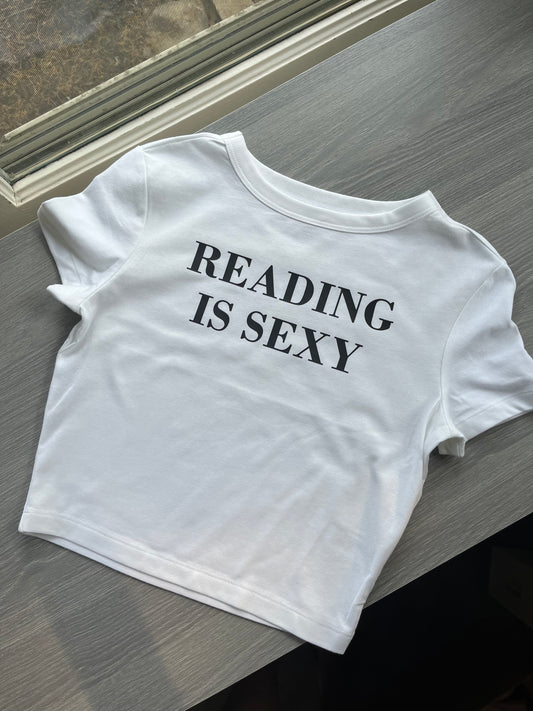 reading is sexy tee